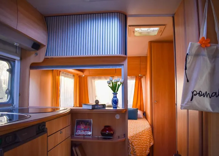 Caravan Near The Sea 4 * Ugljan